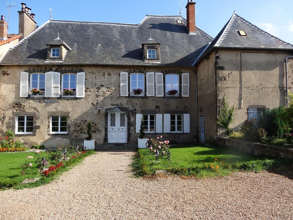 La Bromontoise Chambres d'Hôtes Pontgibaud Extérieur photo