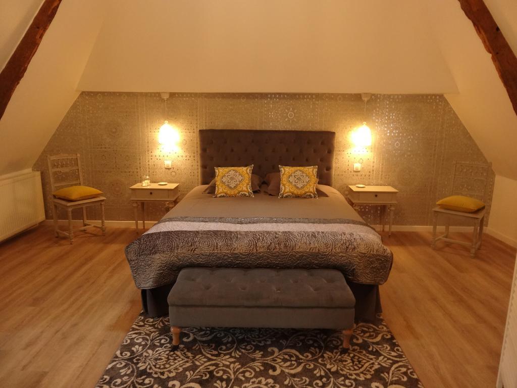 La Bromontoise Chambres d'Hôtes Pontgibaud Extérieur photo