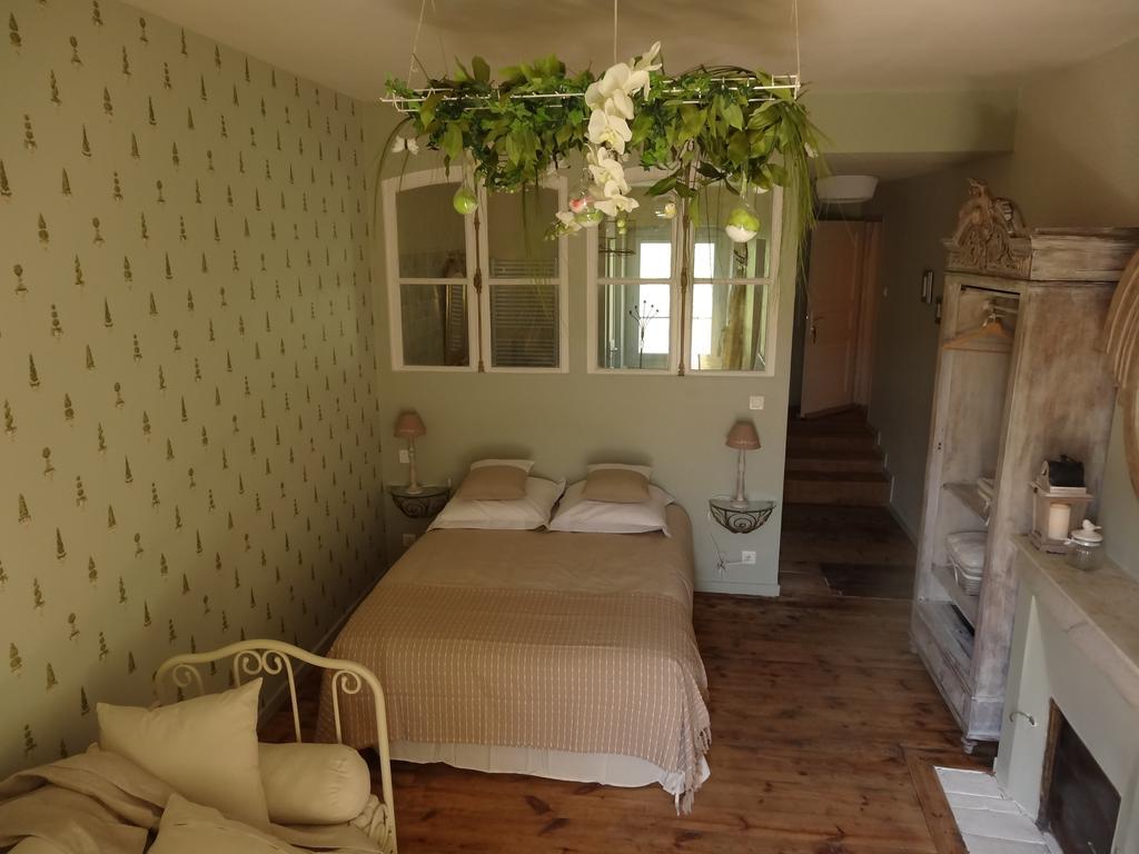 La Bromontoise Chambres d'Hôtes Pontgibaud Extérieur photo